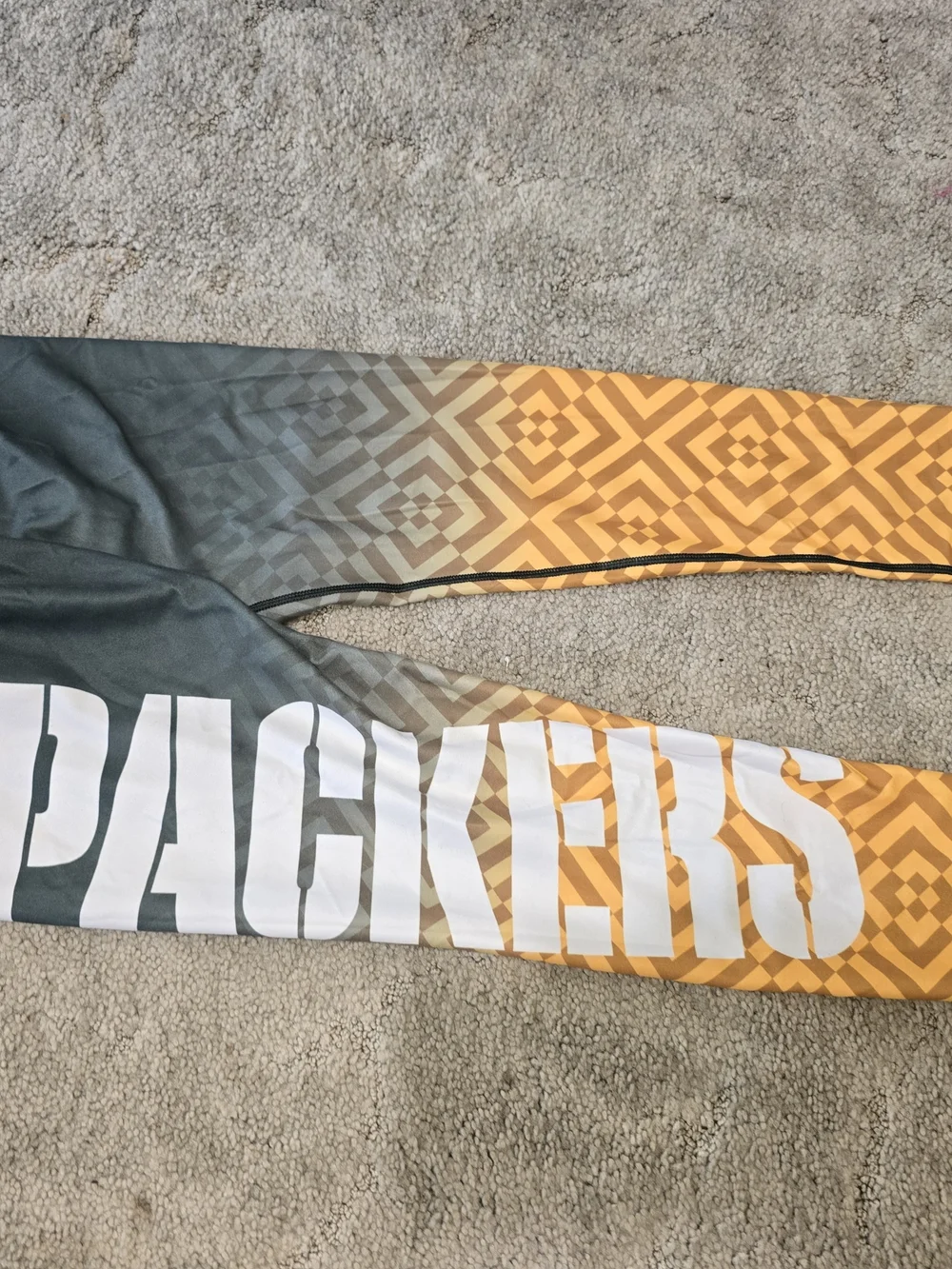 NFL Gradient Green Bay Packers Leggings, Leg Detail, Full Length, This Waistband